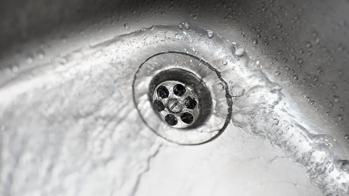 Verstopfte Abflüsse: Ursachen, Lösungen und Vorbeugung